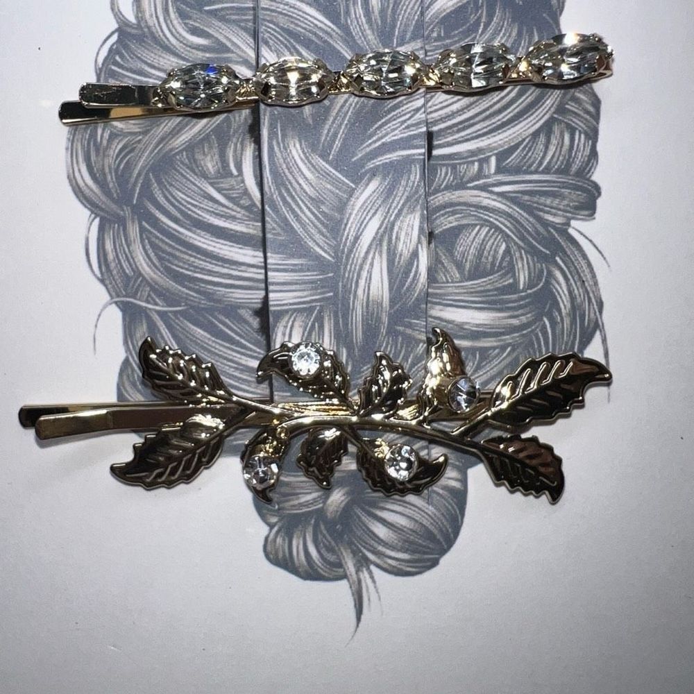 Pretty Little Things Rhinestone Hair Pin Set - Picture 4 of 10